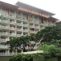  Condominium